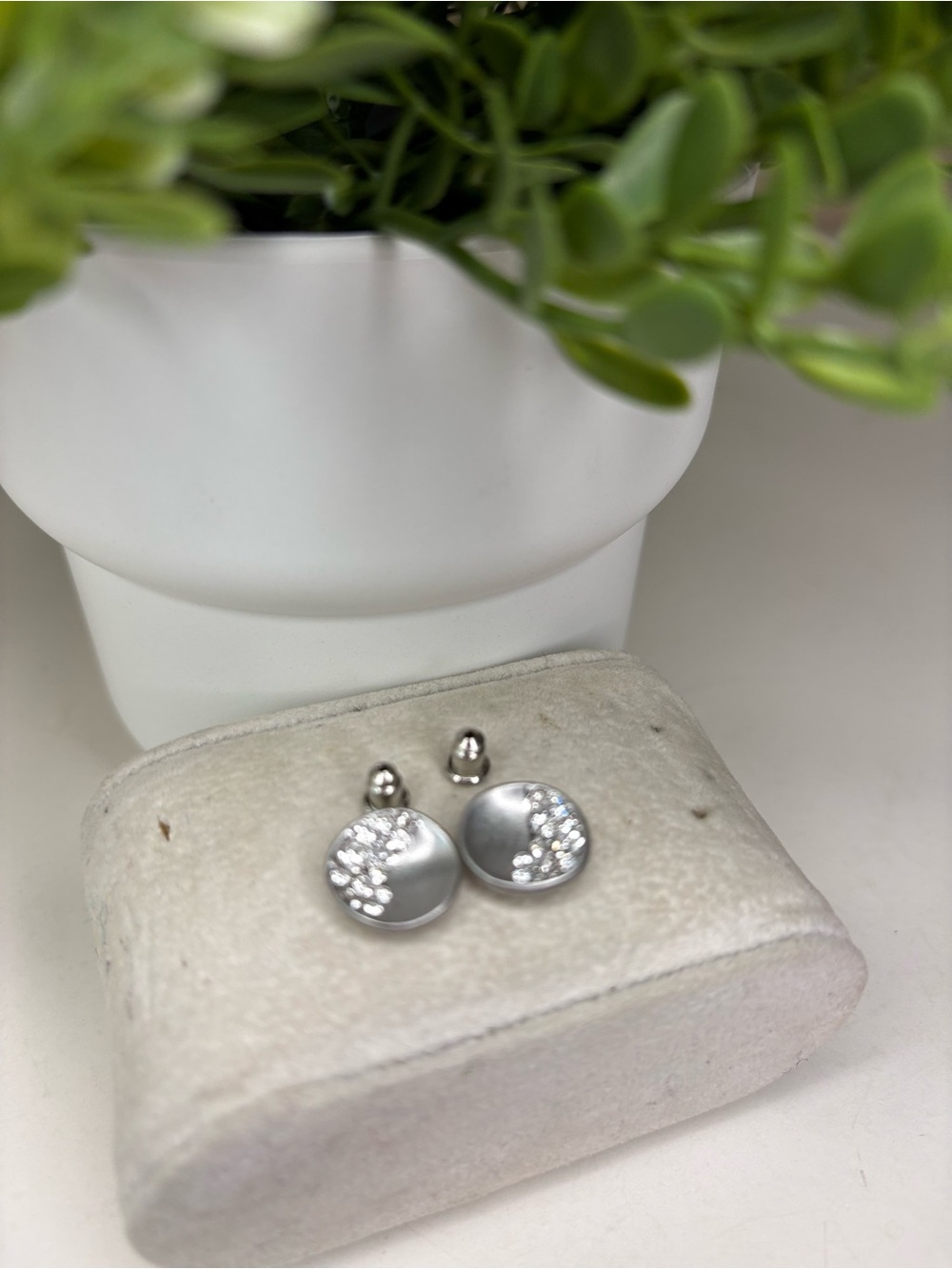 IS Silver Tone Pave Crystal Disc Stud Earrings Gray Minimalist Rhinestone